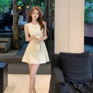 Women's Casual Slim-fit Sleeveless Waist-cinching Dress